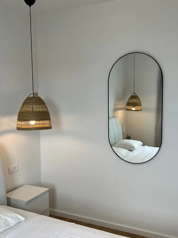 The One By Moro Apartment Vantacici