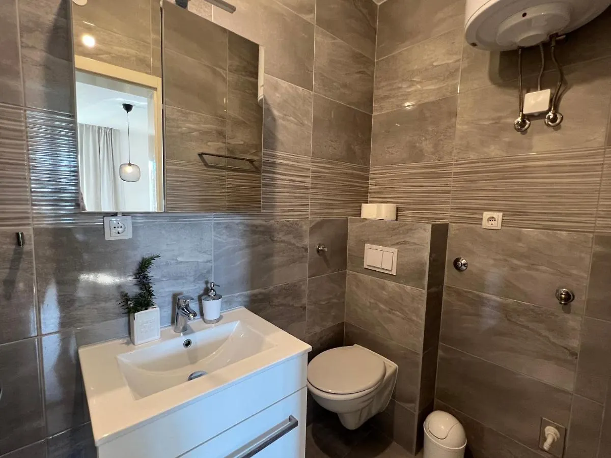 The One By Moro Apartment Vantacici